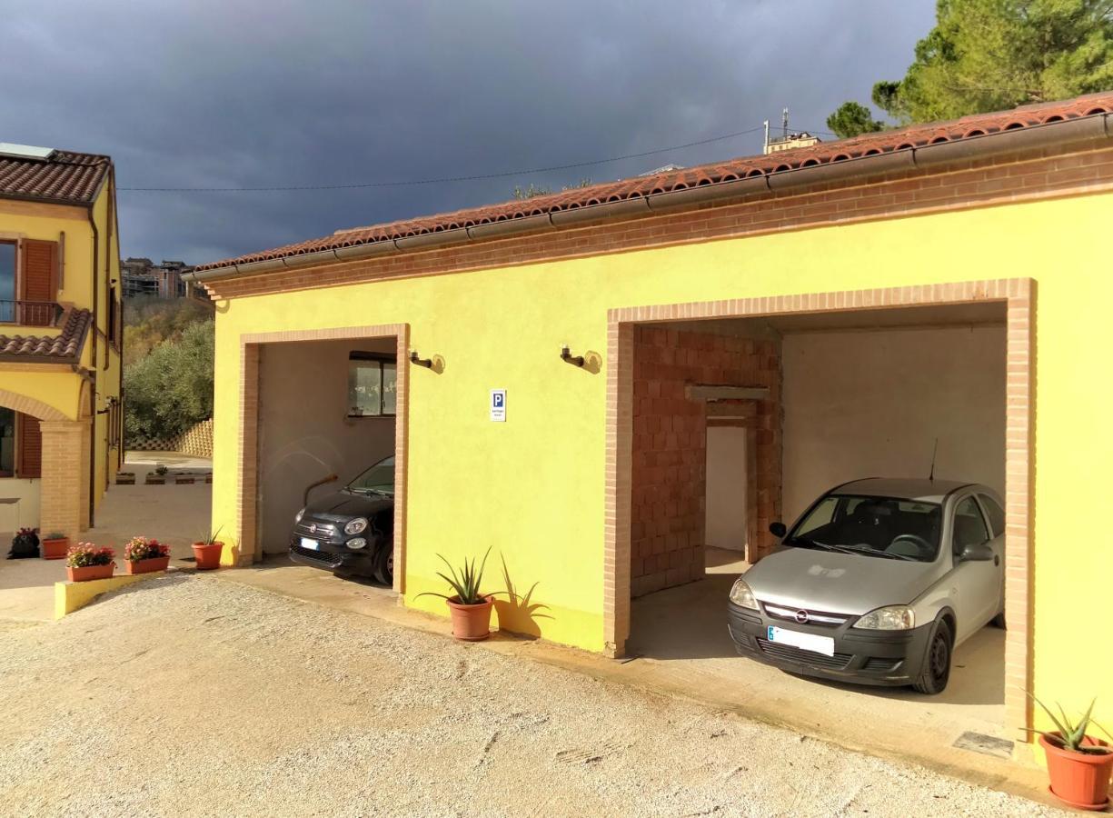 Il Villaggio Delle Fate Macerata Exteriör bild